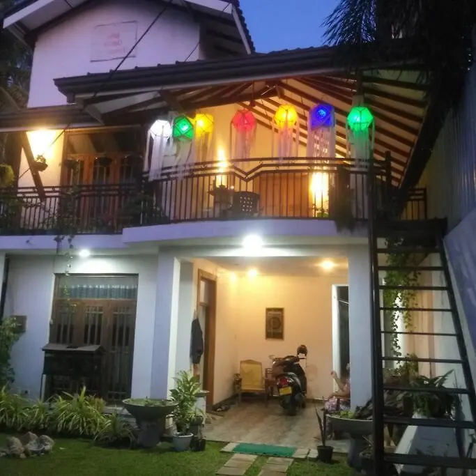 Airport Lux Villa Negombo